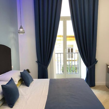 Domo B&B Νάπολη Εξωτερικό φωτογραφία